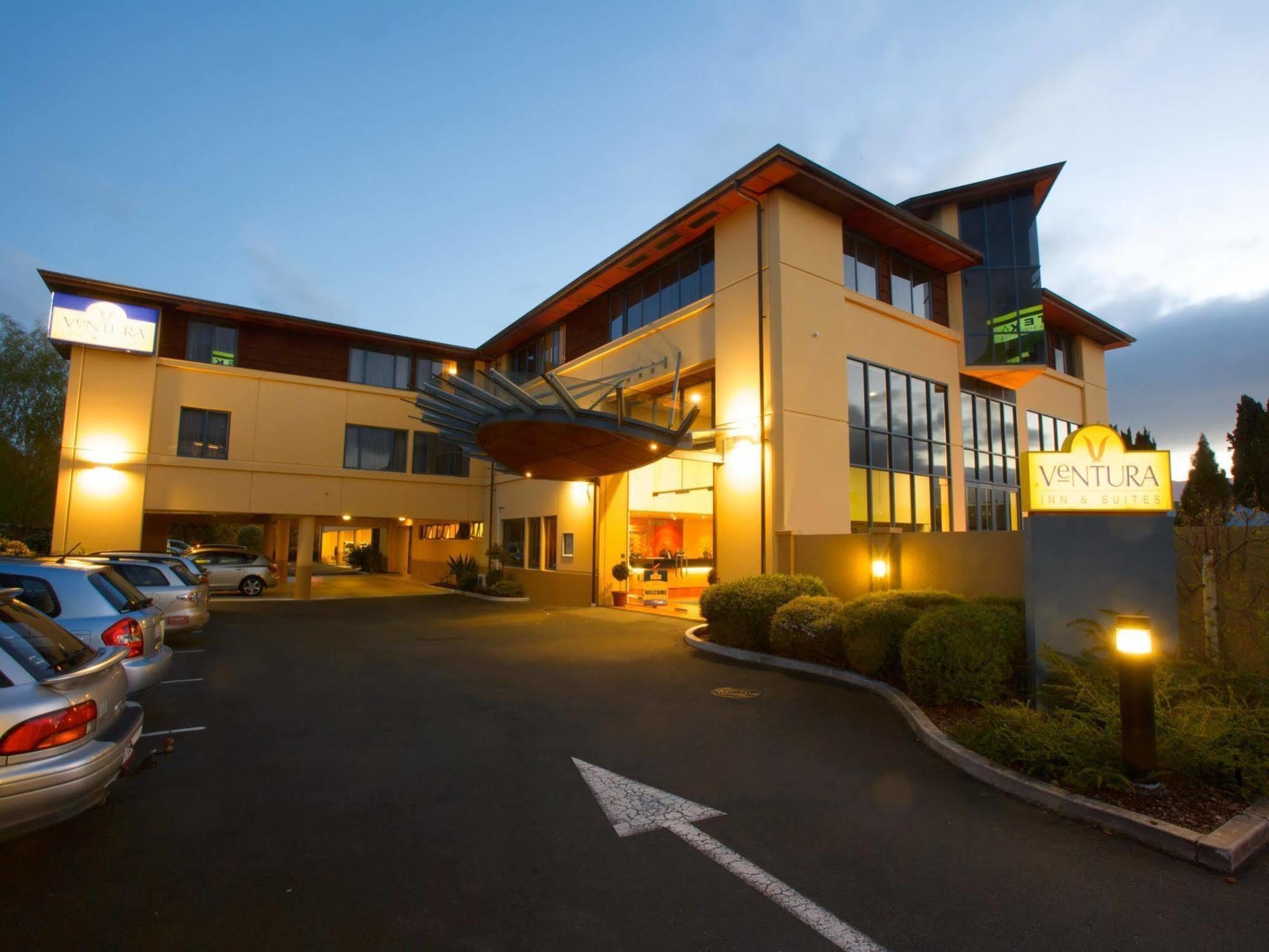 Ventura Inn & Suites Hamilton Extérieur photo